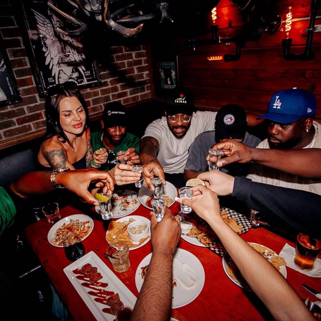 Late-Night Cheap Eats in Ottawa: Warehouse Sparks the After-Party 
