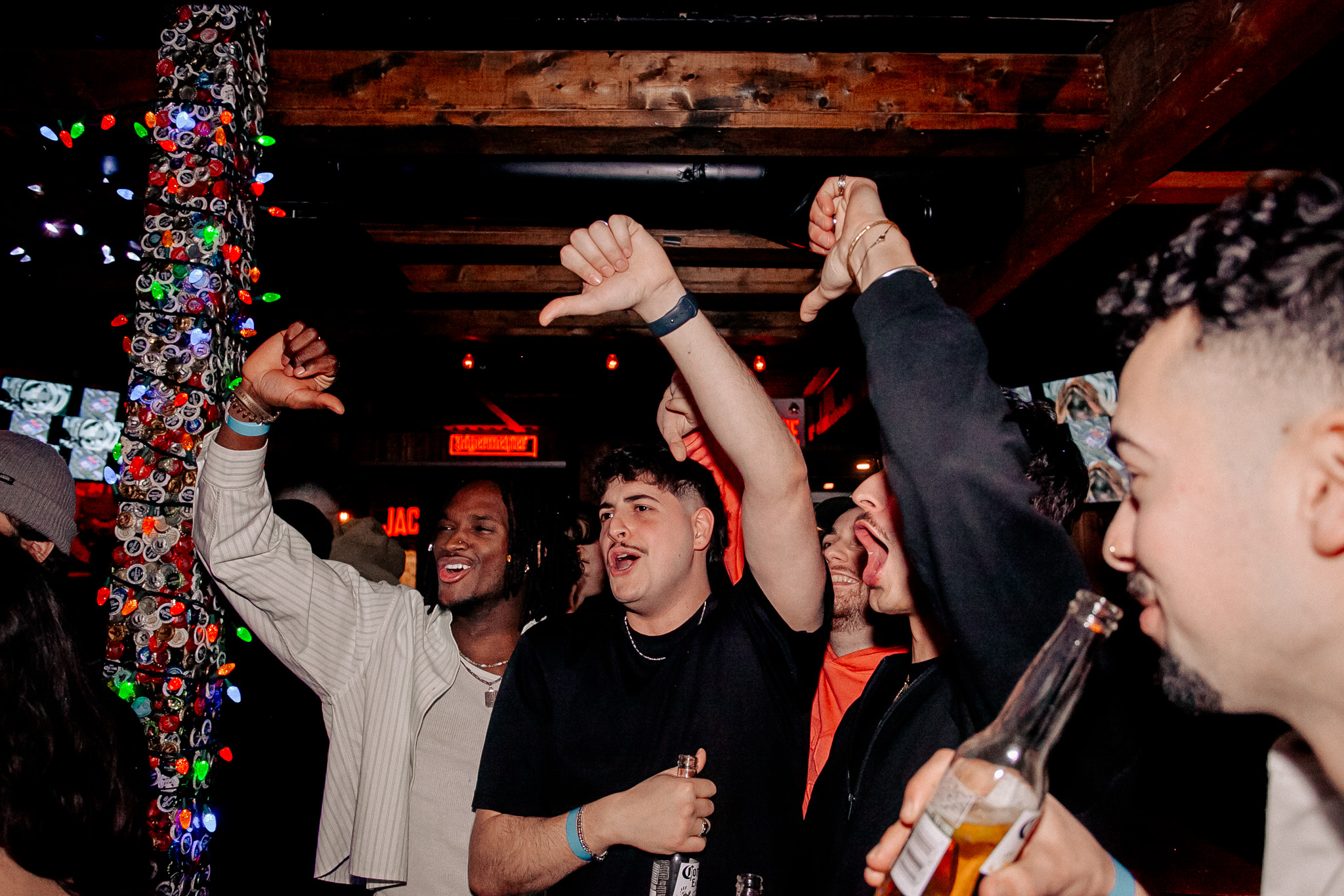 Best Montreal Restaurants Near the Bell Centre: Pre-Game & Post-Show Picks